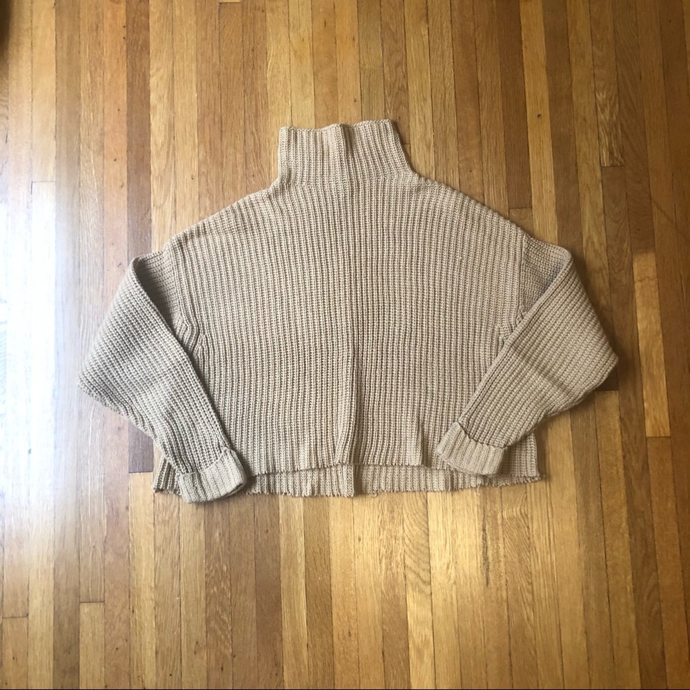 Cropped sweater